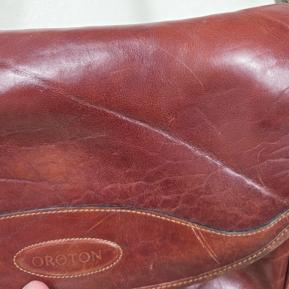 Vintage Oroton Leather Messenger Bag Made in Australia Brown Crossbody Satchel